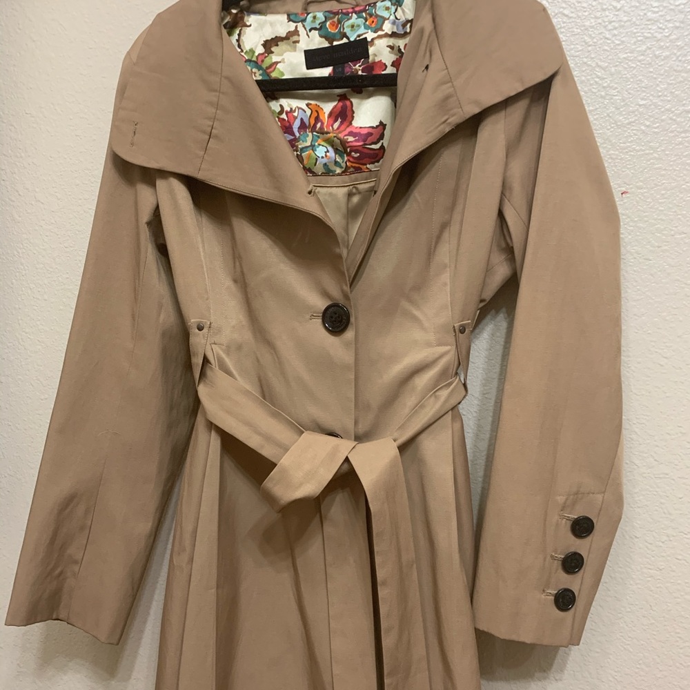 Steve Madden Tan Trenchcoat